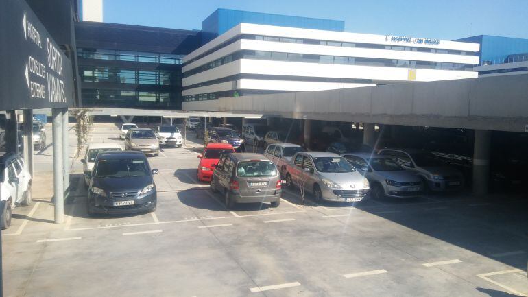 Aparcamiento del Hospital Can Misses