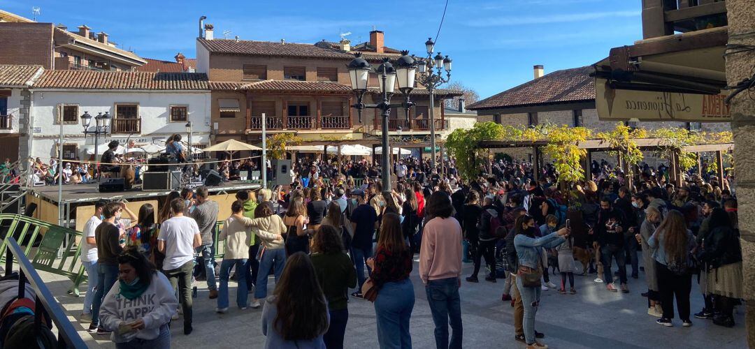 Plaza de Manzanares El Real