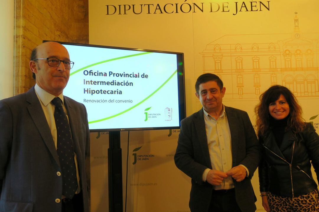 El Colegio Oficial de Abogados de Jaén y la Diputación Provincial renuevan el convenio para la continuidad de la oficina de Intermediación Hipotecaria