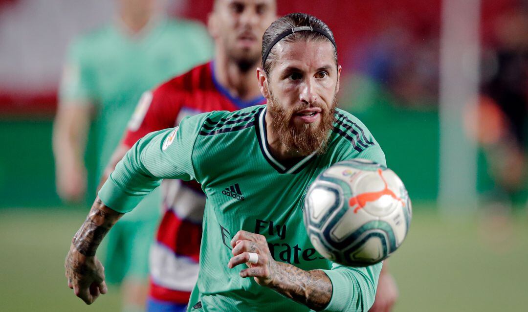 Sergio Ramos, en el partido entre el Granada y el Real Madrid.