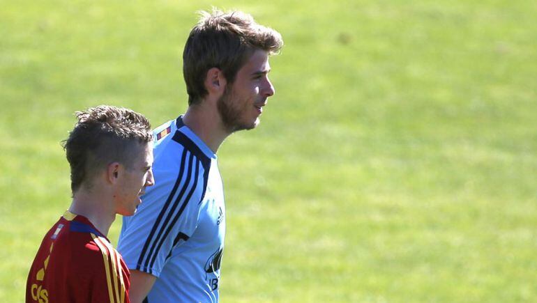 De Gea y Muniain en una concentración con la sub-21