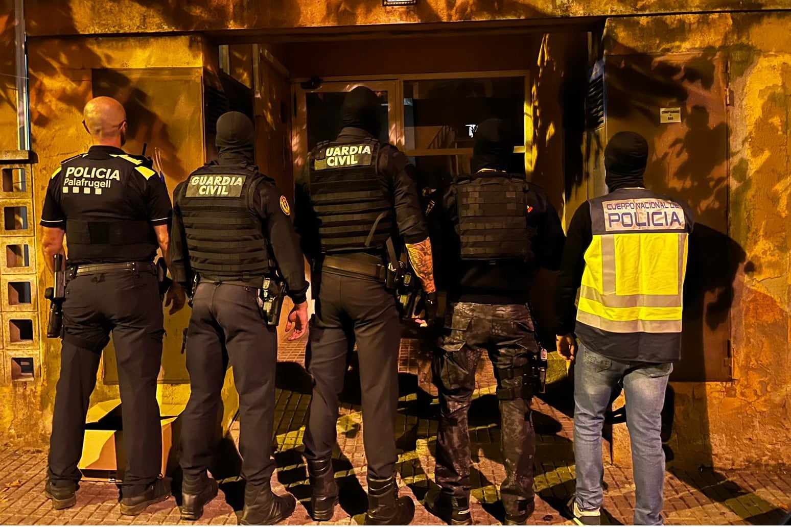 Agents de diferents cossos en l'operatiu a Palafrugell