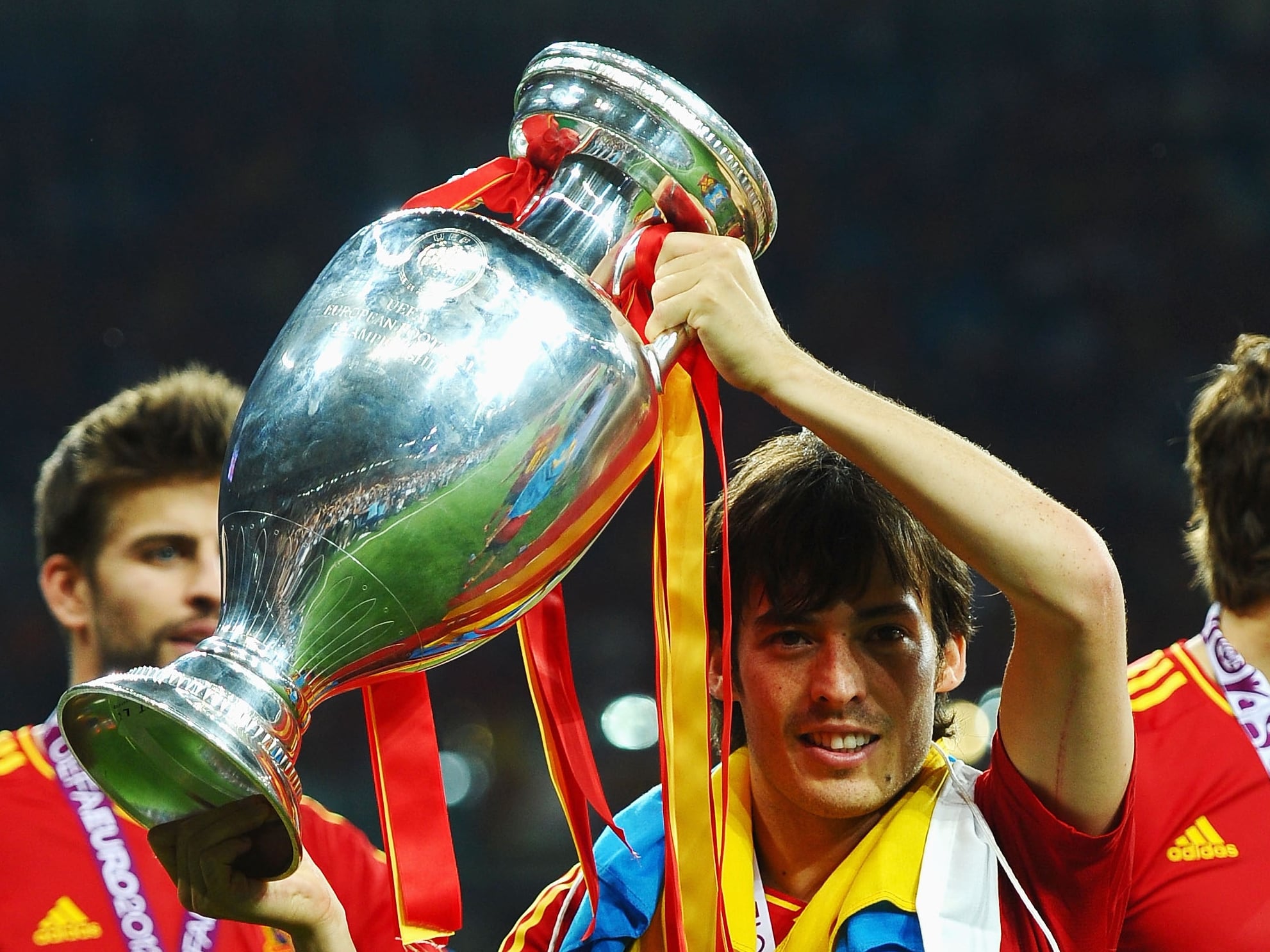 David Silva, tras la victoria en la Eurocopa de 2012 de Ucrania y Polonia.  (Photo by Laurence Griffiths/Getty Images)