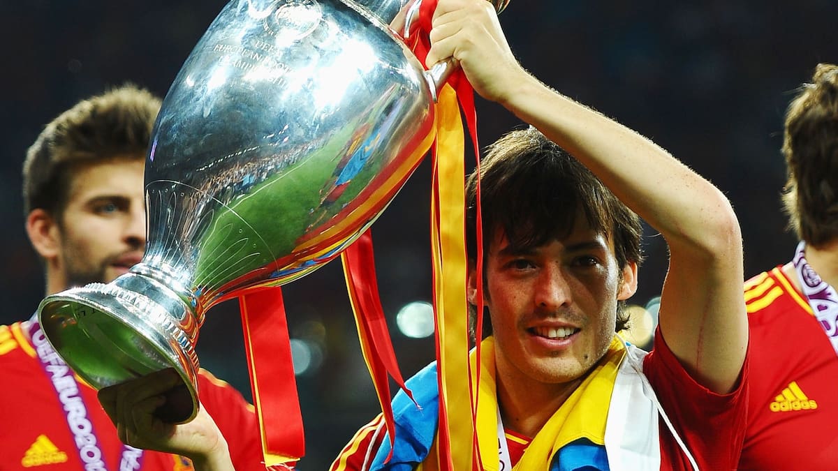 El exfutbolista grancanario David Silva, investigado por la compra de relojes de alta gama de contrabando