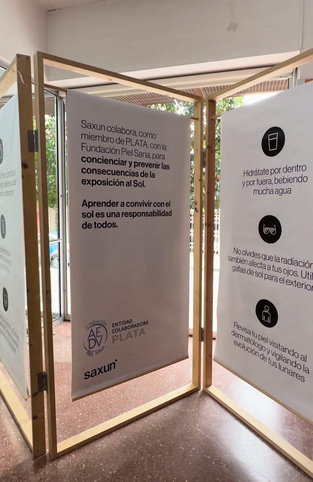 Exposición de Saxum en el Mercado de Sax