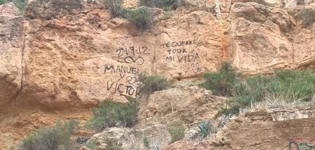 Pintadas a los pies del Cristo de Monteagudo