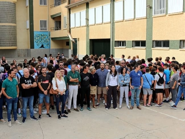 Concentración este lunes a las puertas del Instituto