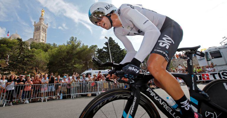 Mikel Landa, durante la contrarreloj decisiva del Tour