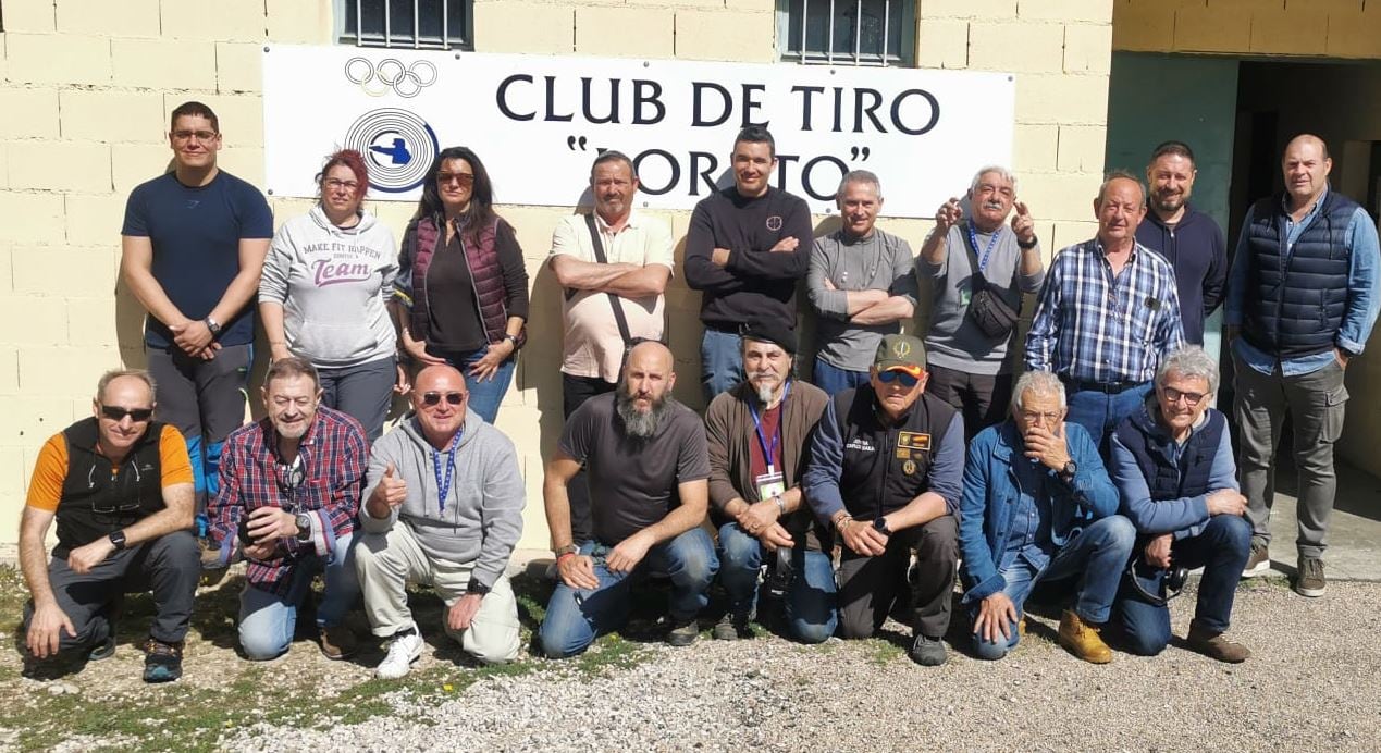 Participantes en la competición en el CT Loreto