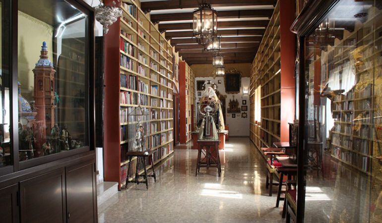 Biblioteca del Museo Mariano del Convento del Santo Ángel