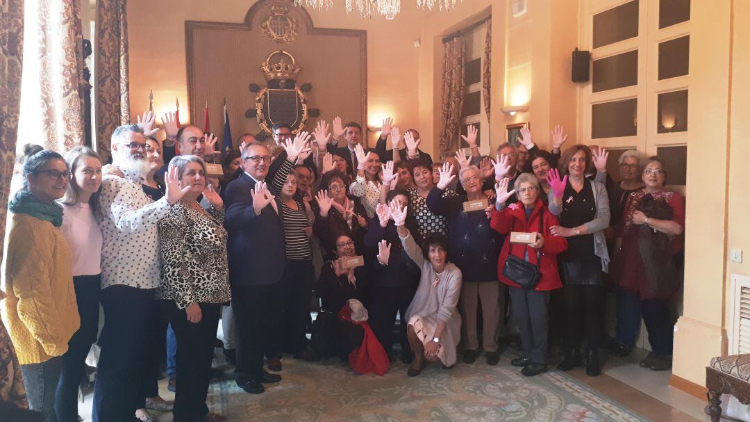 Acto celebrado en el Ayuntamiento de Segovia con motivo del Día del Cáncer de Mama.