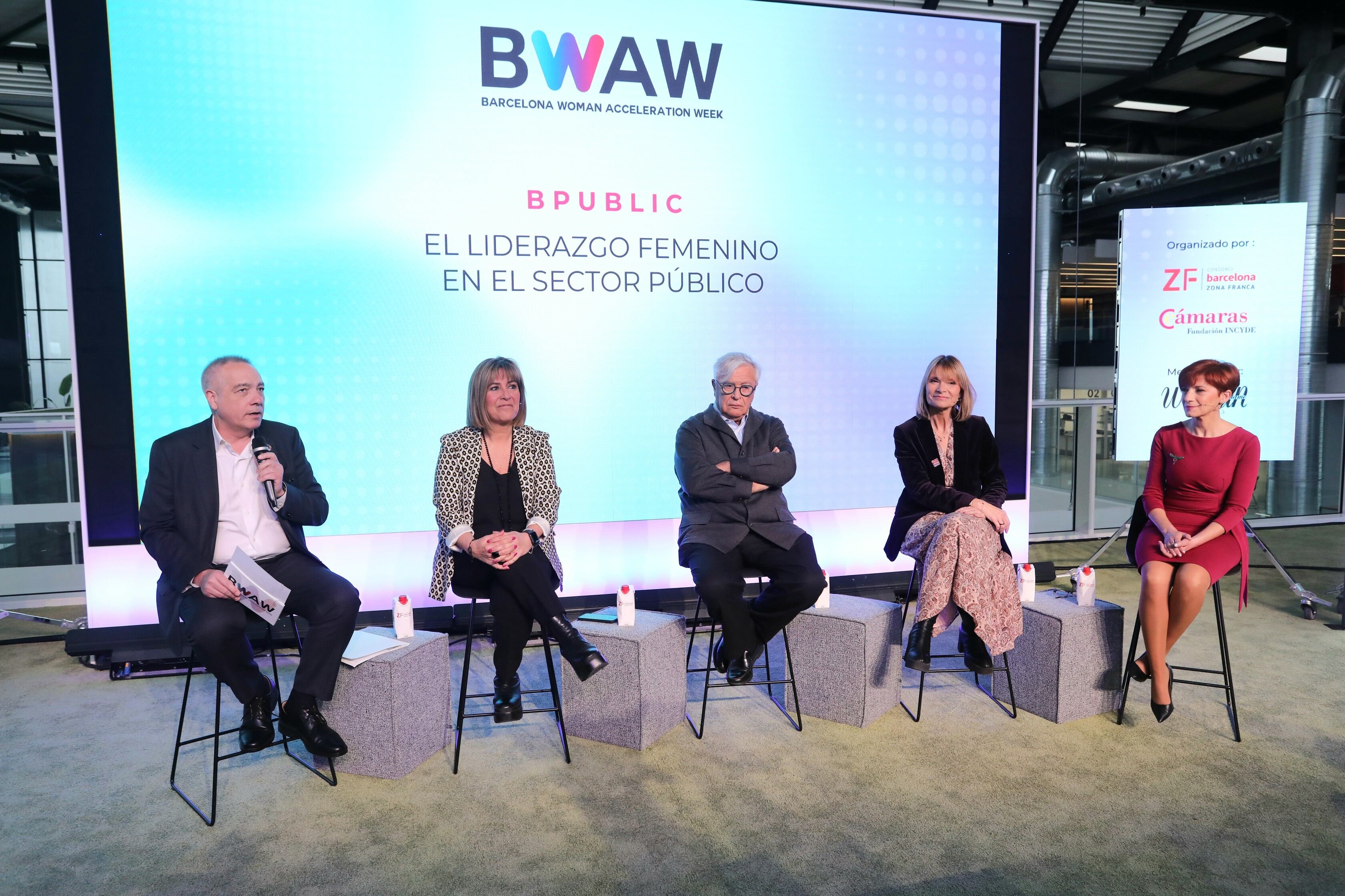 Pere Navarro, presidente del Consorcio de la Zona Franca, junto a la alcaldesa de l'Hospitalet, Núria Marín