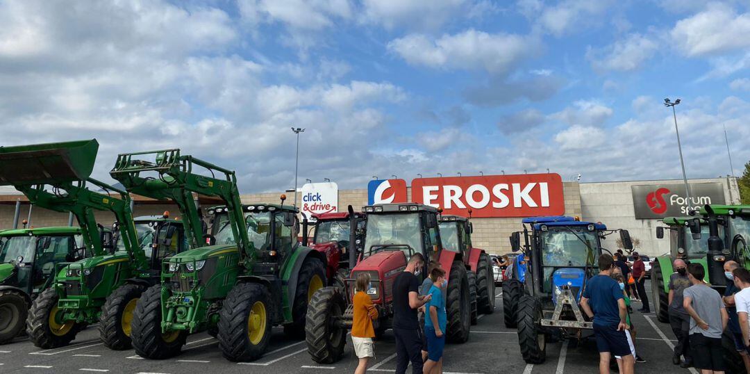 Tractorada para exigir una subida del precio de la leche