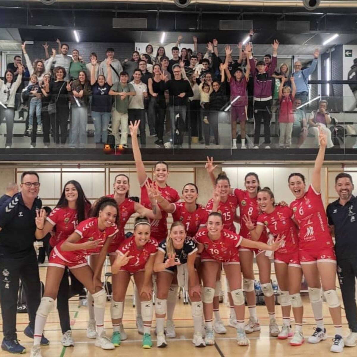 L'Avarca guanya sense problemes a la pista del CVC Barça per 0-3