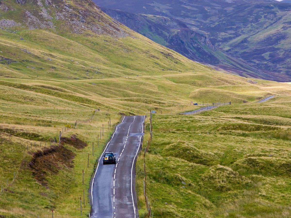 "Me ha pasado dos veces": la advertencia de Javier del Pino a las parejas que planean cruzar Estados Unidos en coche