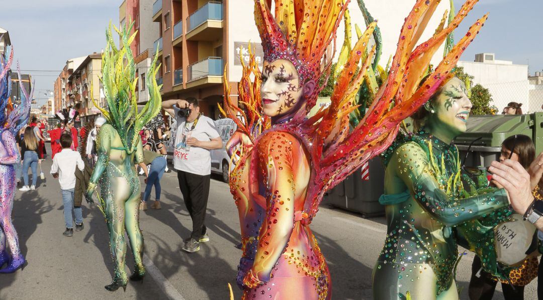 Participantes de un desfile del Carnaval de Cabezo de Torres