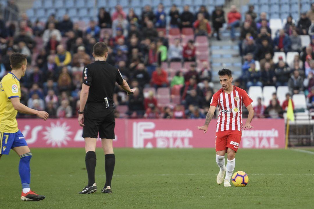 Gaspar en el partido contra el Cádiz.