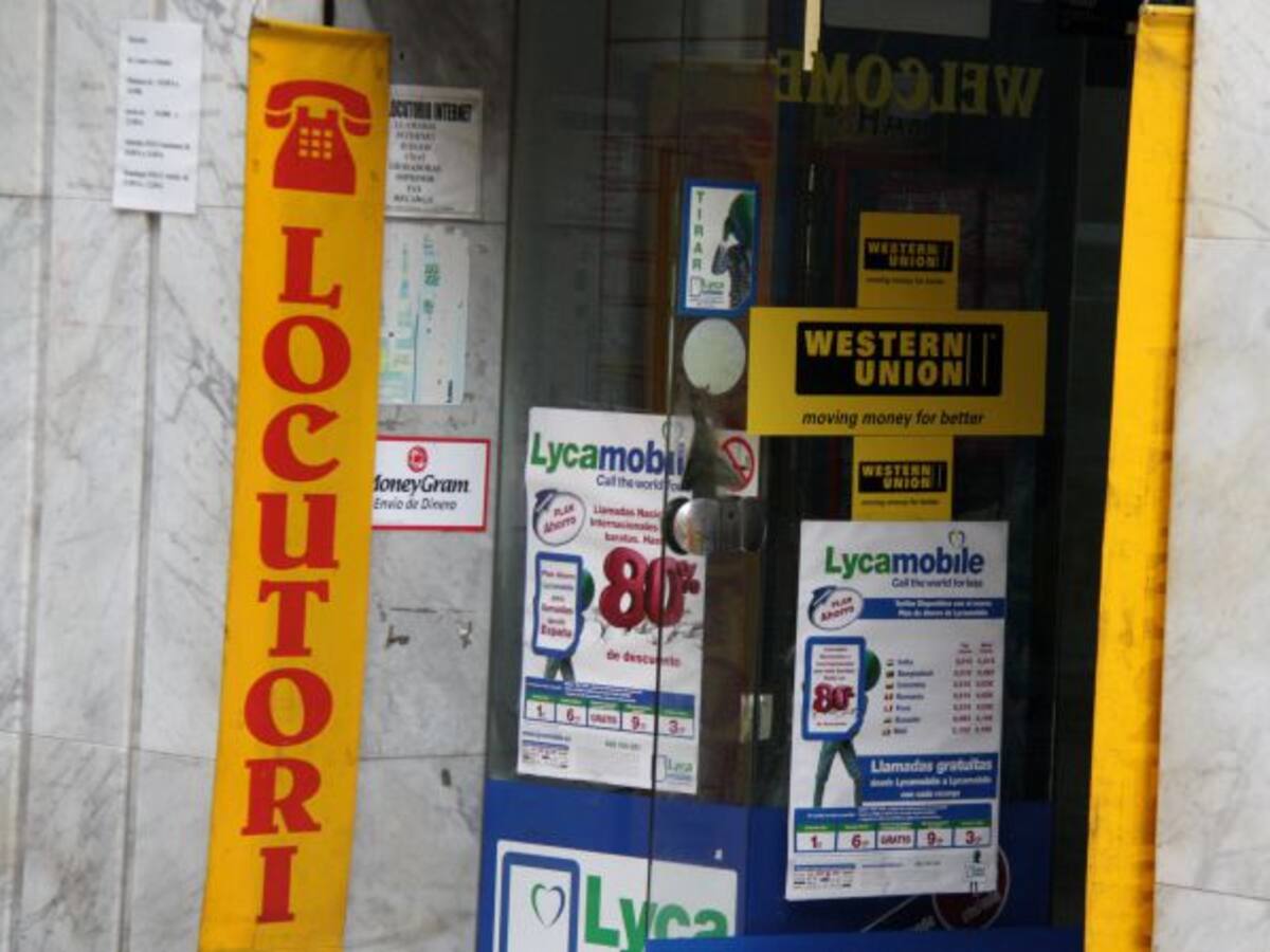 El PP vol limitar l'obertura de kebabs, locutoris i basars a la ciutat