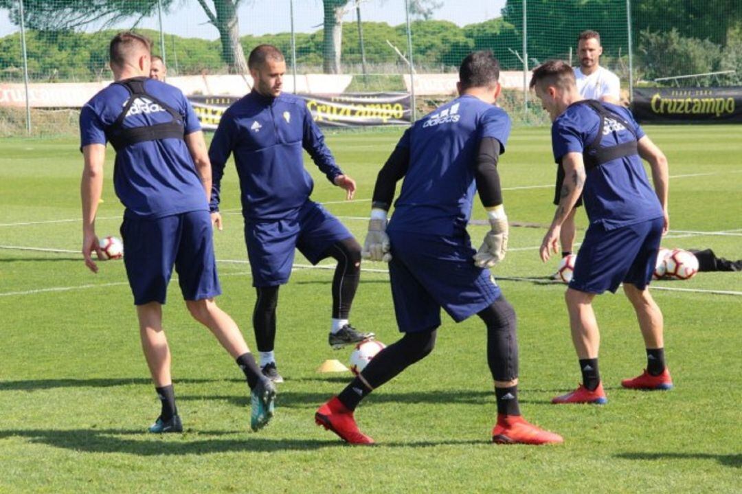 El Cádiz volvió a entrenar en la mañana de hoy 