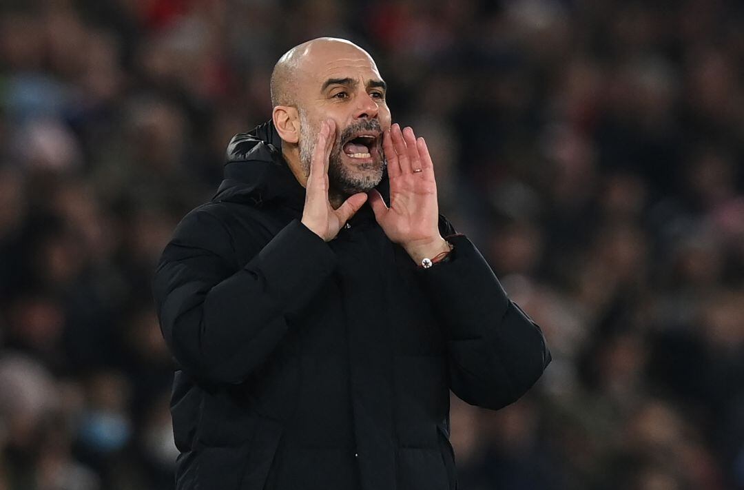 Pep Guardiola en un partido con el Manchester City