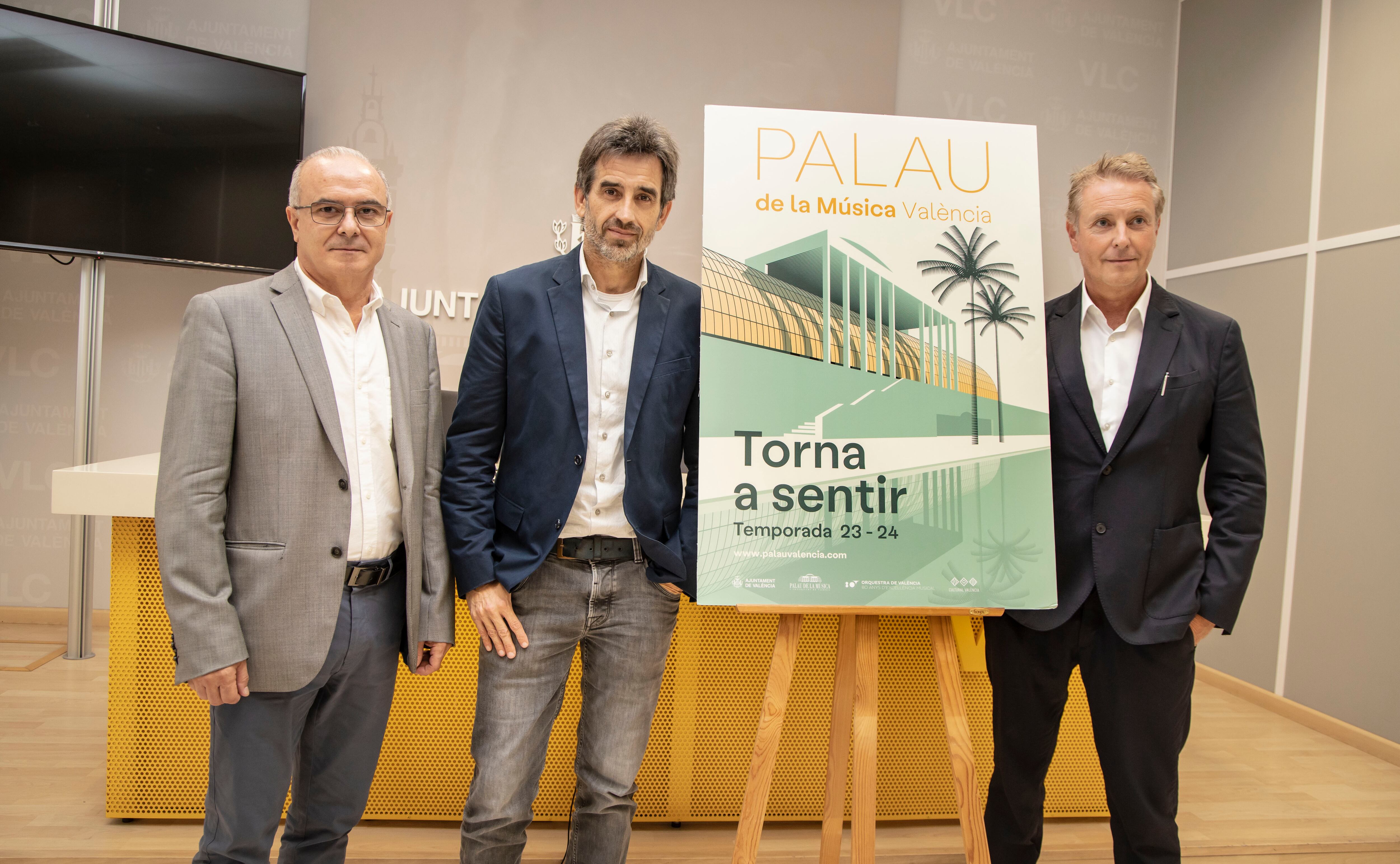 Vicent Llimerà, José Luis Moreno y Alexander Liebreich en la presentación de la temporada del Palau de la Música de València