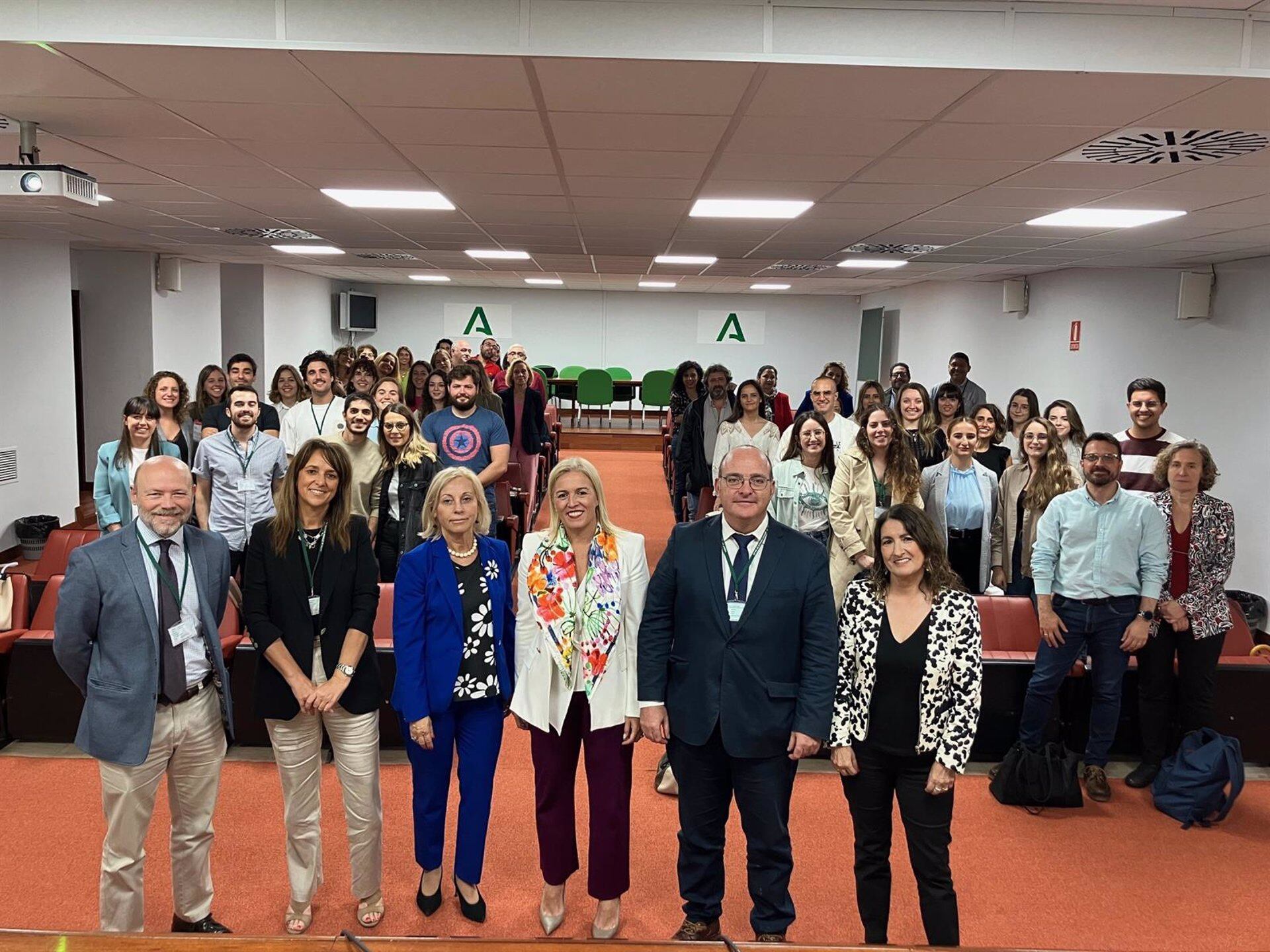 La delegada territorial de Salud ha dado la bienvenida a los residentes