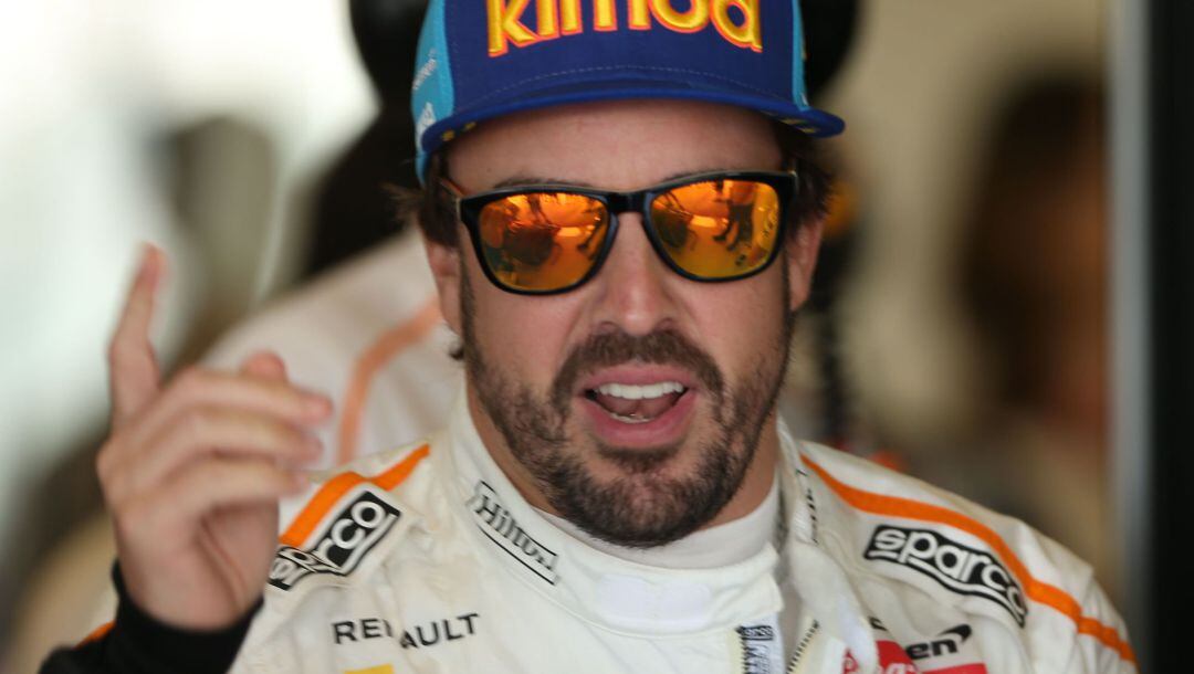 Fernando Alonso, antes de su última carrera en la F1, que se disputó este domingo en Baréin.