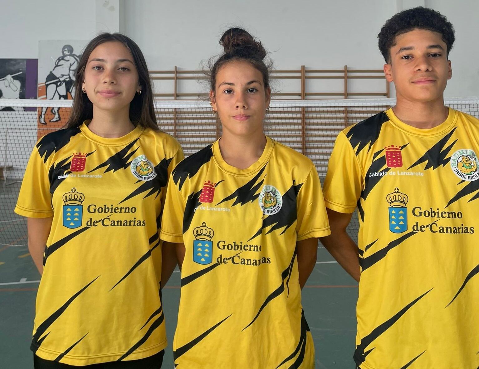 Los tres jugadores lanzaroteños convocados por la Selección Canaria de Badminton.