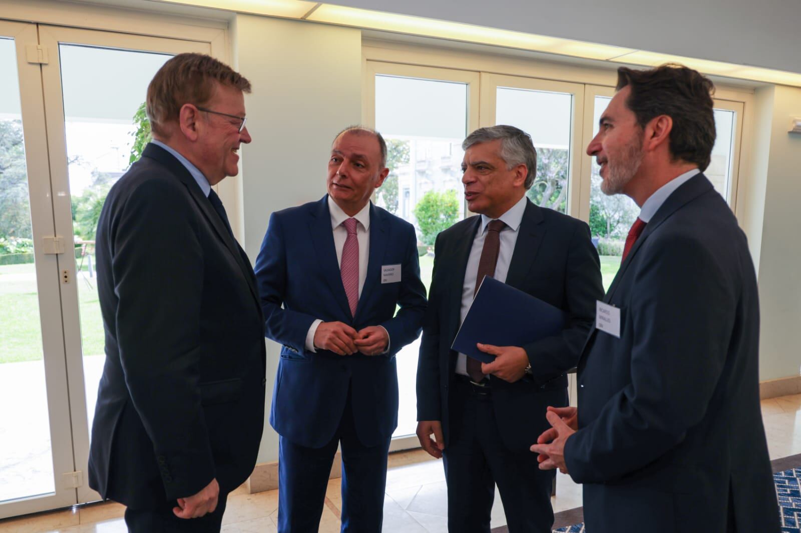 Ximo Puig en el Foro Empresarial celebrado en Lisboa