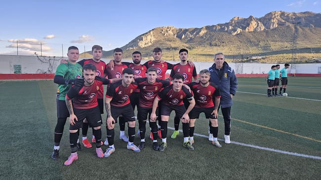 Equipo titular del Jódar C.F. ante el C.D. Torreperogil B