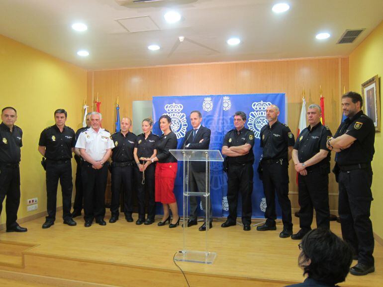 Recuperación de las medallas.