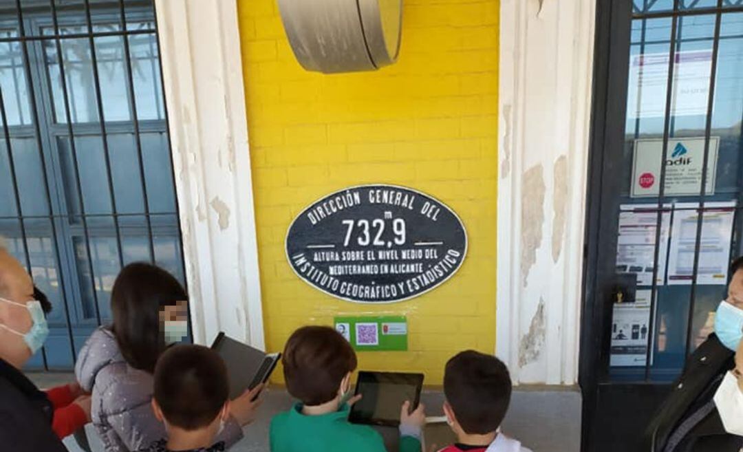 Imagen de una de las excursiones desarrolladas en la propia localidad 