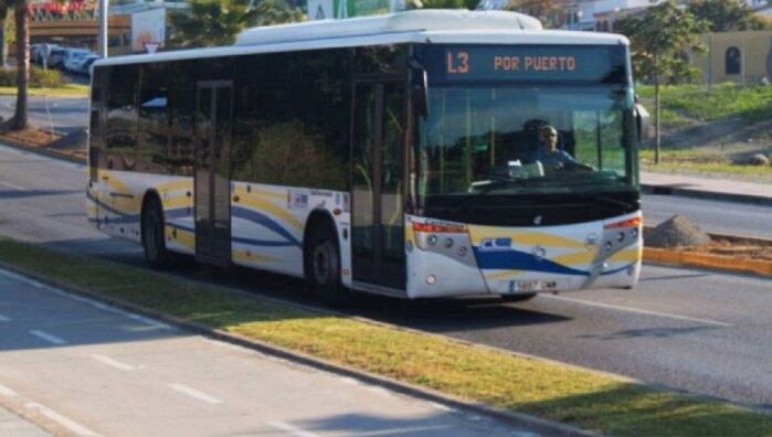 Un autobús en Algeciras