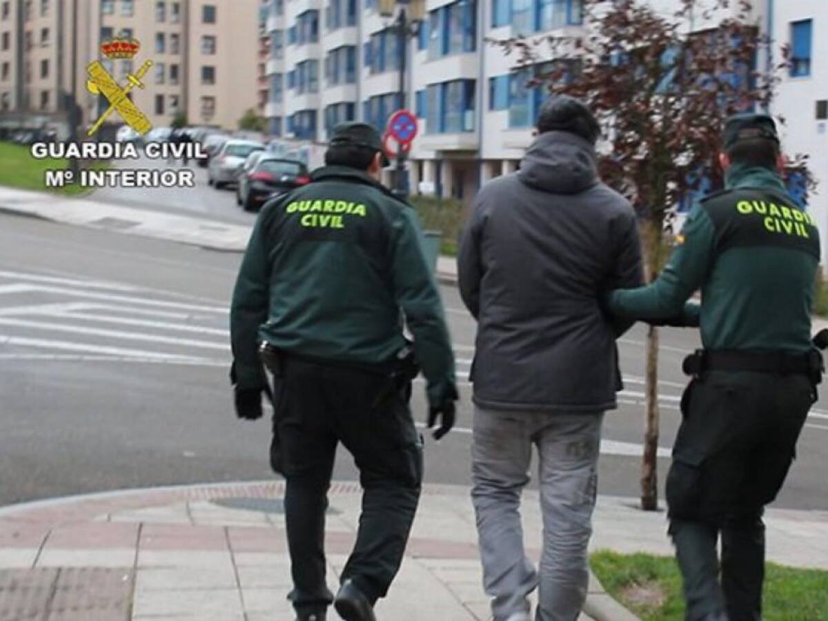Desarticulada la 'banda de los destrozacoches' tras cometer 200 delitos en León, Asturias y Cantabria