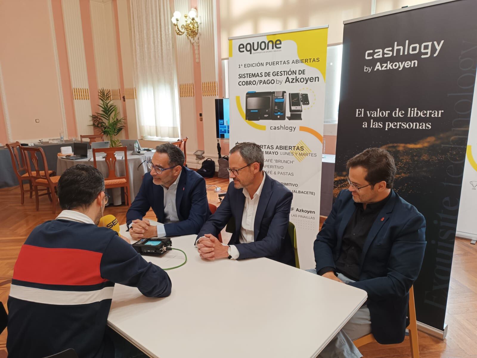 Entrevista realizada en el Casino Primitivo de Albacete