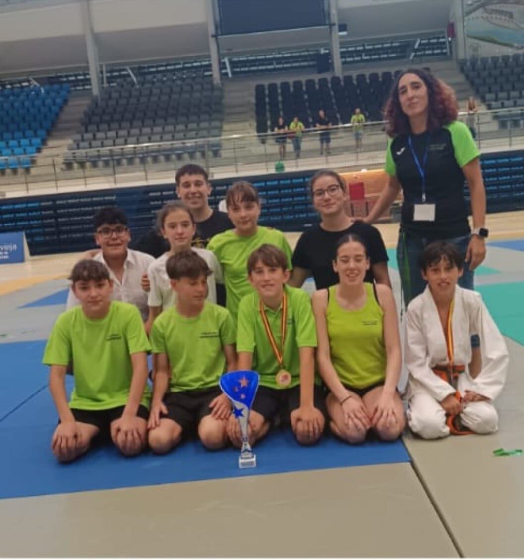 Lucía, con la Escuela de judo de Vanessa Arenas