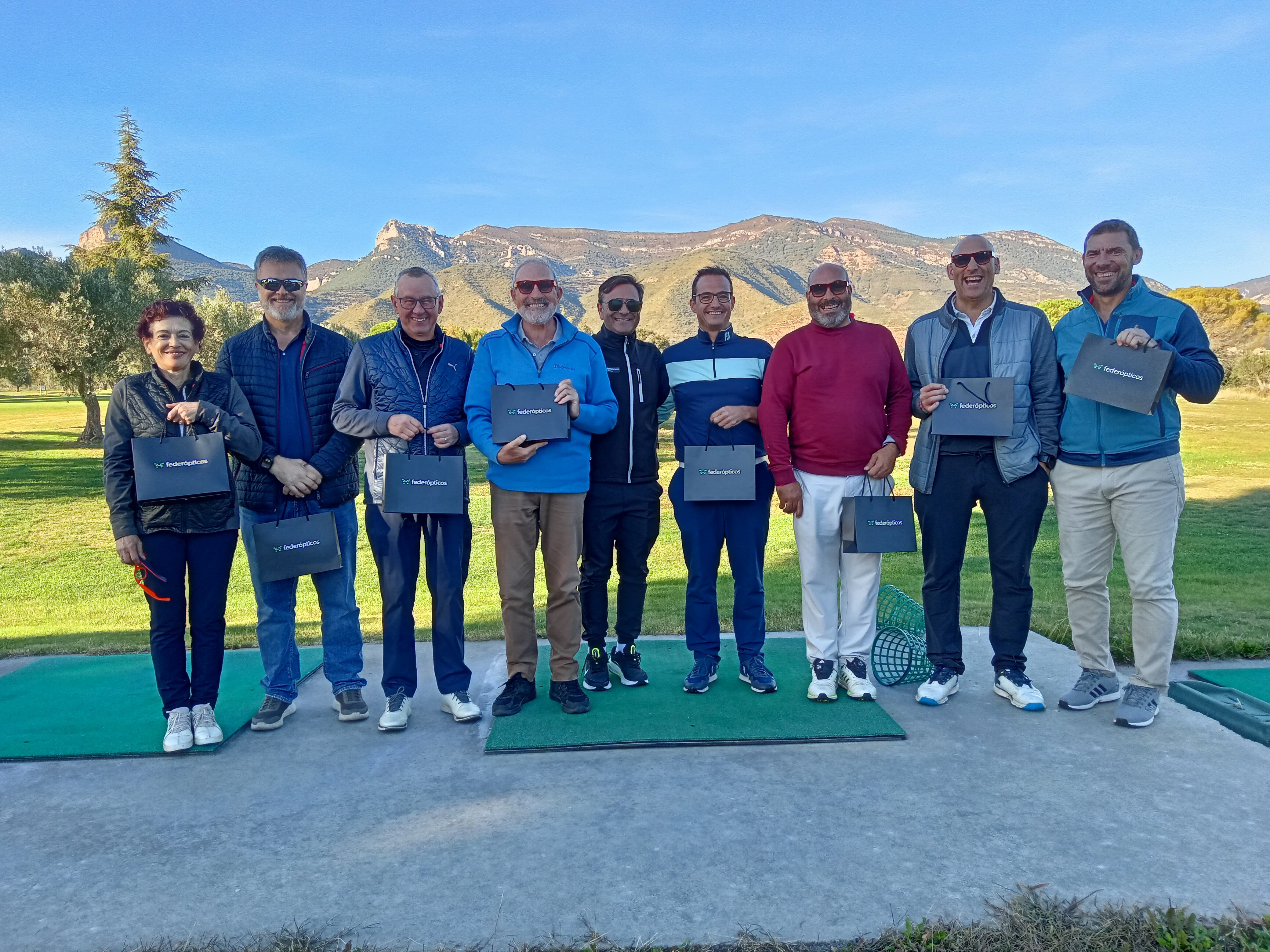 Entrega de premios del torneo social en Golf Guara