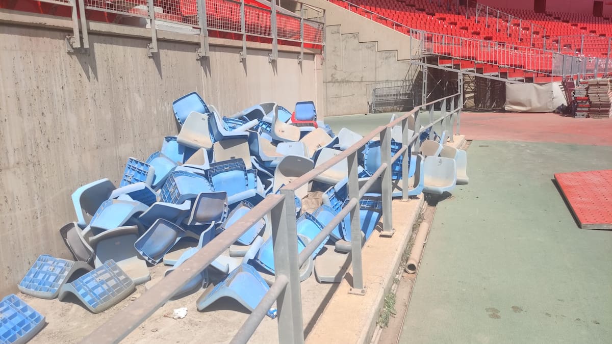 Tan importante como acondicionar el Estadio es hacer vestuario.