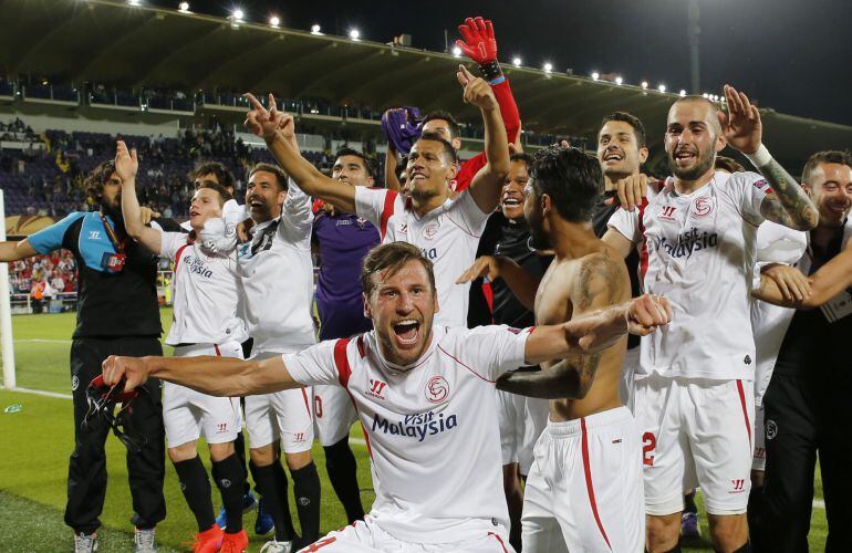 El Sevilla celebra su pase a la final de la Europa League