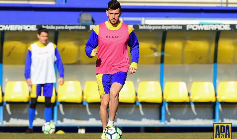 Pablo Vázquez, nuevo jugador del Alcorcón