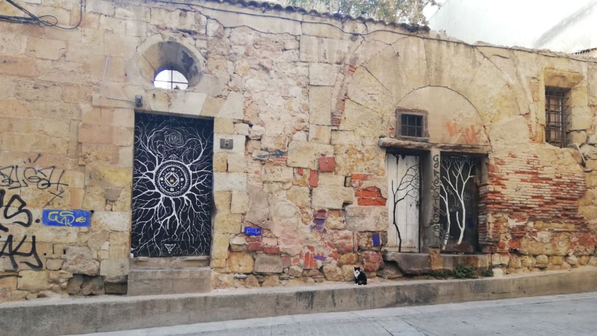 Pan y carbón alimentaron el colegio secular más antiguo de Salamanca
