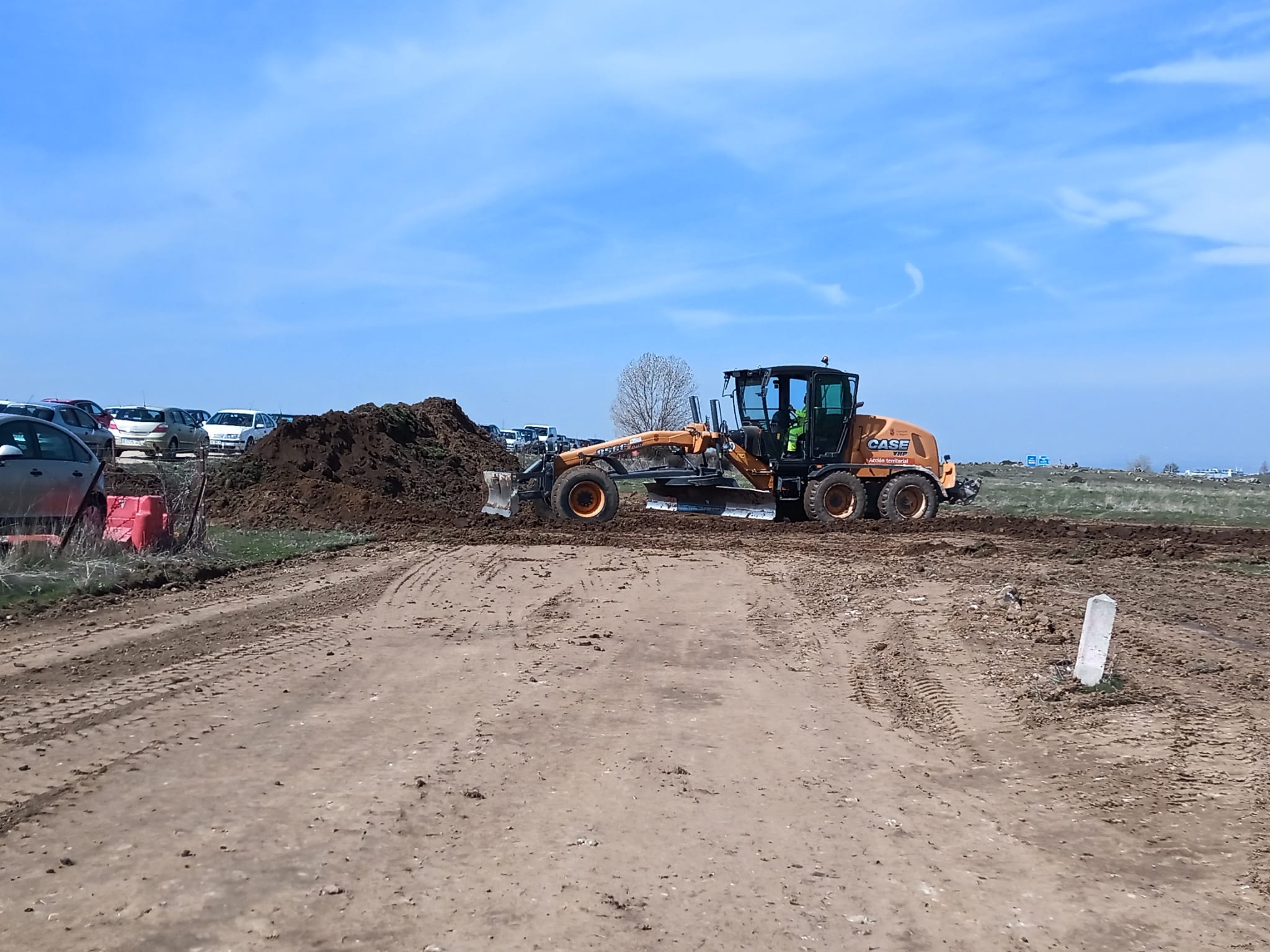 Los trabajos consisten en acondicionar el terreno mediante un tratamiento granula