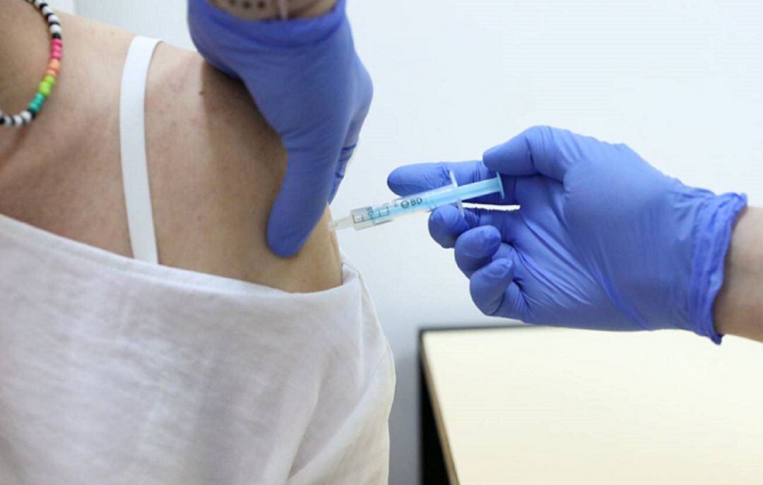 Una vacuna de Covid.