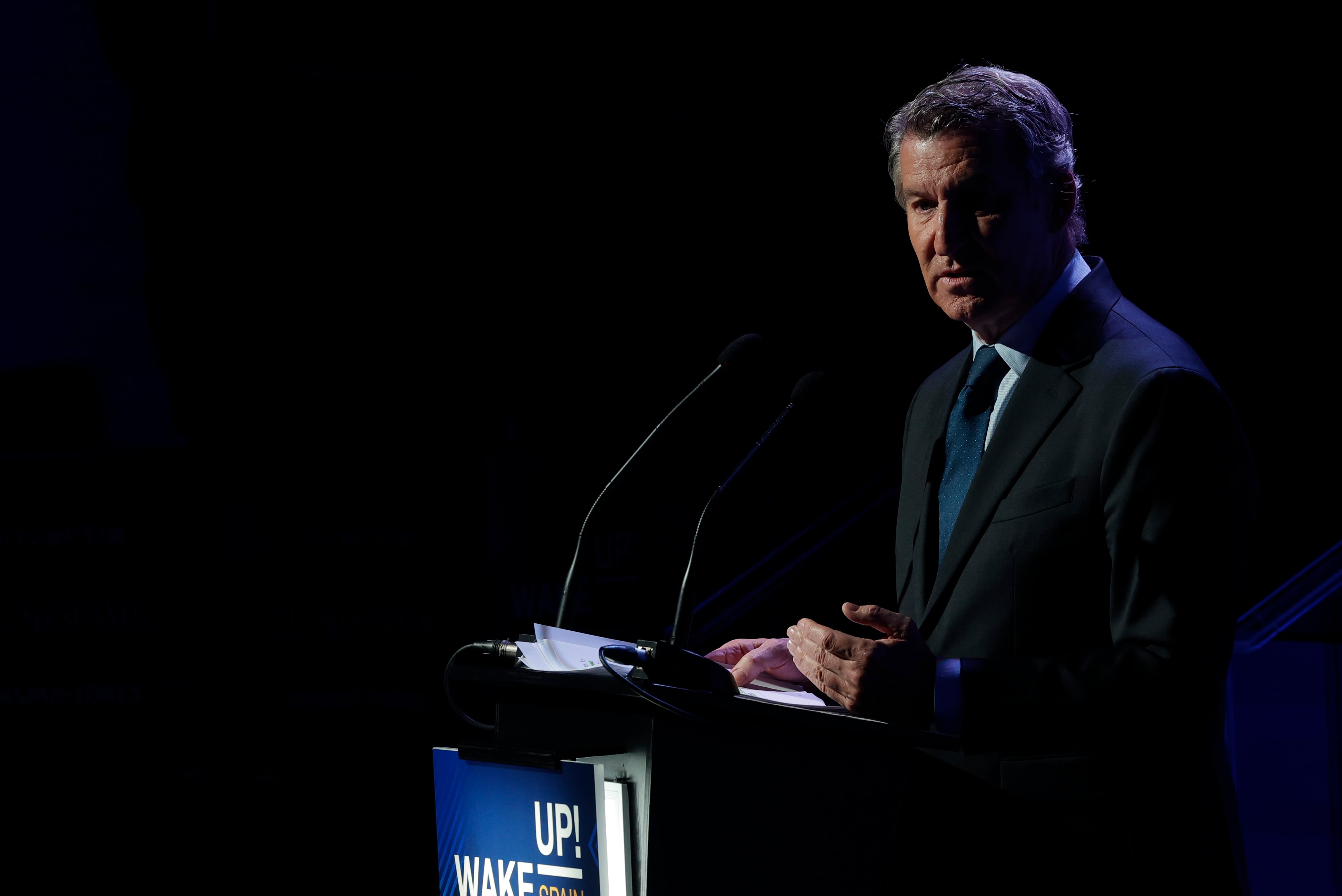 ¿Antecedentes penales, policiales o informes? Desmentimos los bulos de Feijóo sobre la regularización de migrantes 