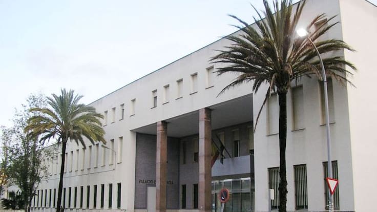 Fiscales y jueces del Campo de Gibraltar en huelga por la independencia y mejoras judiciales