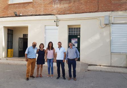 Yolanda Caballero, delegada de educación, visita el IES &#039;Salvador Serrano&#039;