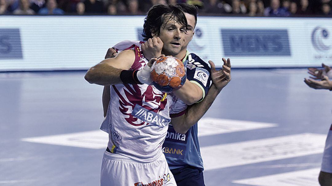 El futuro de Carou en el Ademar es muy incierto