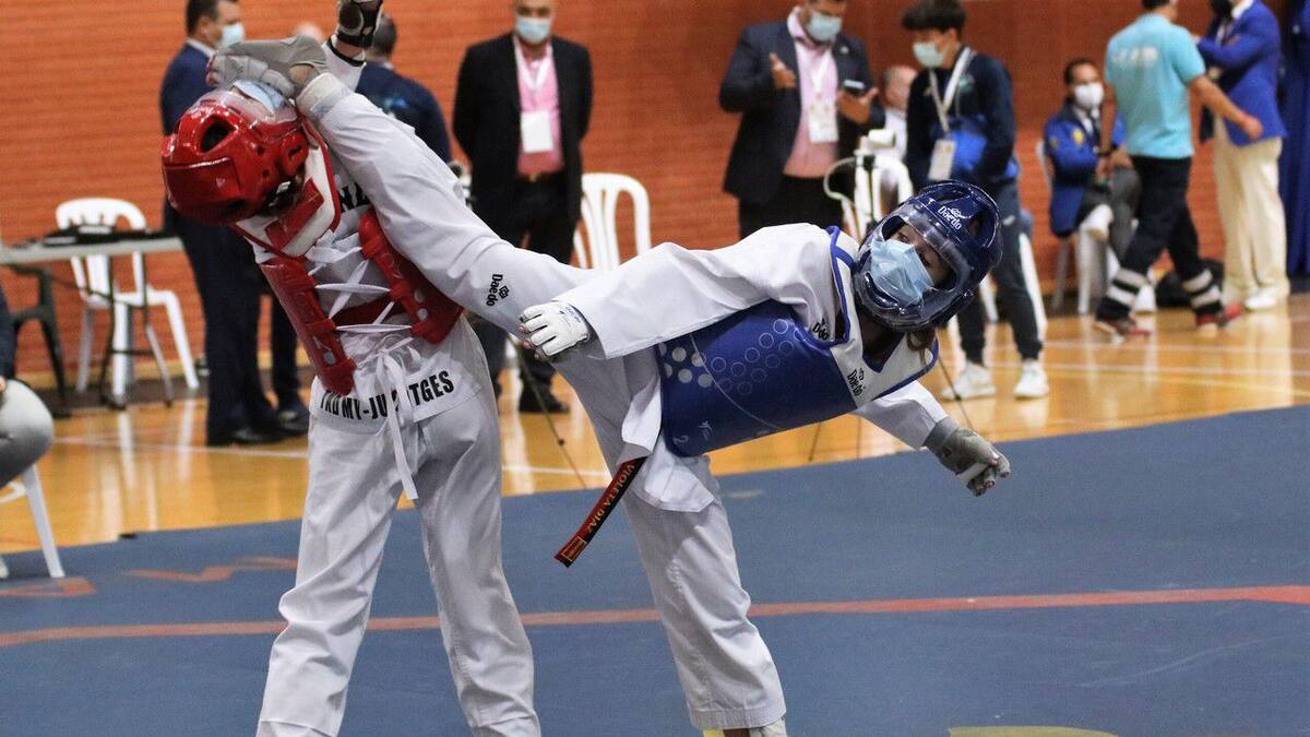 Entrevista a Juan José González, entrenador del Club de Taekwondo y Hapkido de Finestrat, en SER Deportivos Benidorm (05/04/2022)