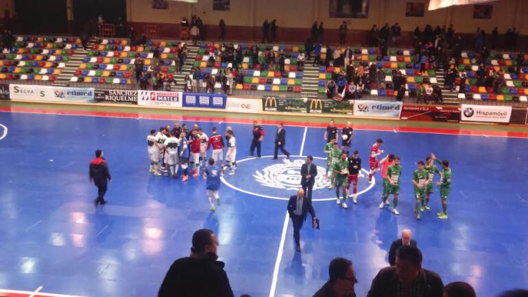 El Elche C.F. Sala no pudo con el Magna Navarra