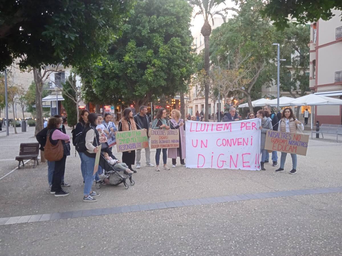 CCOO mantiene la convocatoria de huelga de las maestras de 0-3 años y advierte de posibles nuevas jornadas de protesta